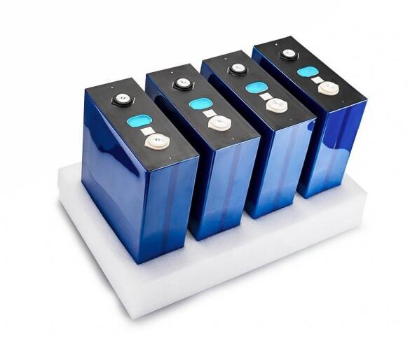 Primastic Akku แบตเตอรี่อัตราการปล่อยไฟฟ้าสูง EV 3.2V 100Ah Lifepo4 แบตเตอรี่เซลล์ 120Ah 2