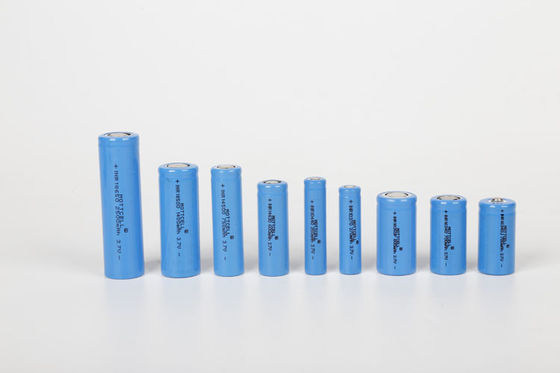3.7V 18650 แบตเตอรี่วงจรลึกแสงอาทิตย์ แบตเตอรี่ Li-ion Lifepo4